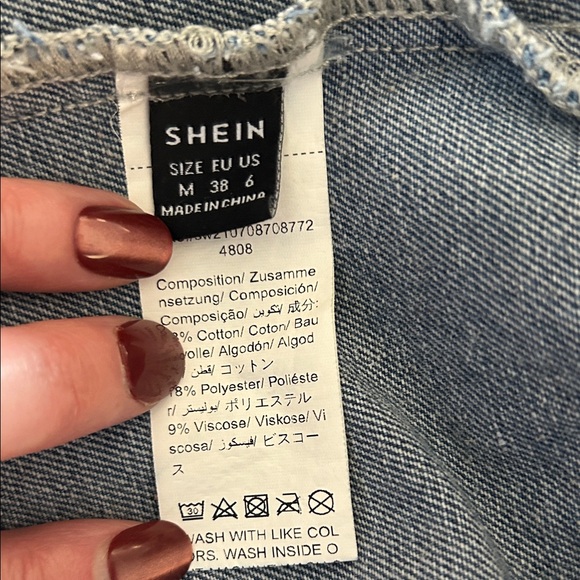 SHEIN Blue Distressed Cropped Jean Jacket - Picture 3 of 3